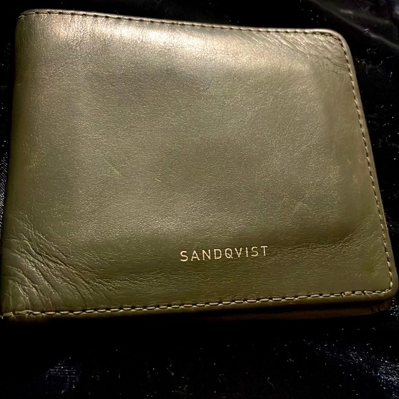 Sandqvist Manfred Bi-Fold Wallet in Army Green - Picture 2 of 11